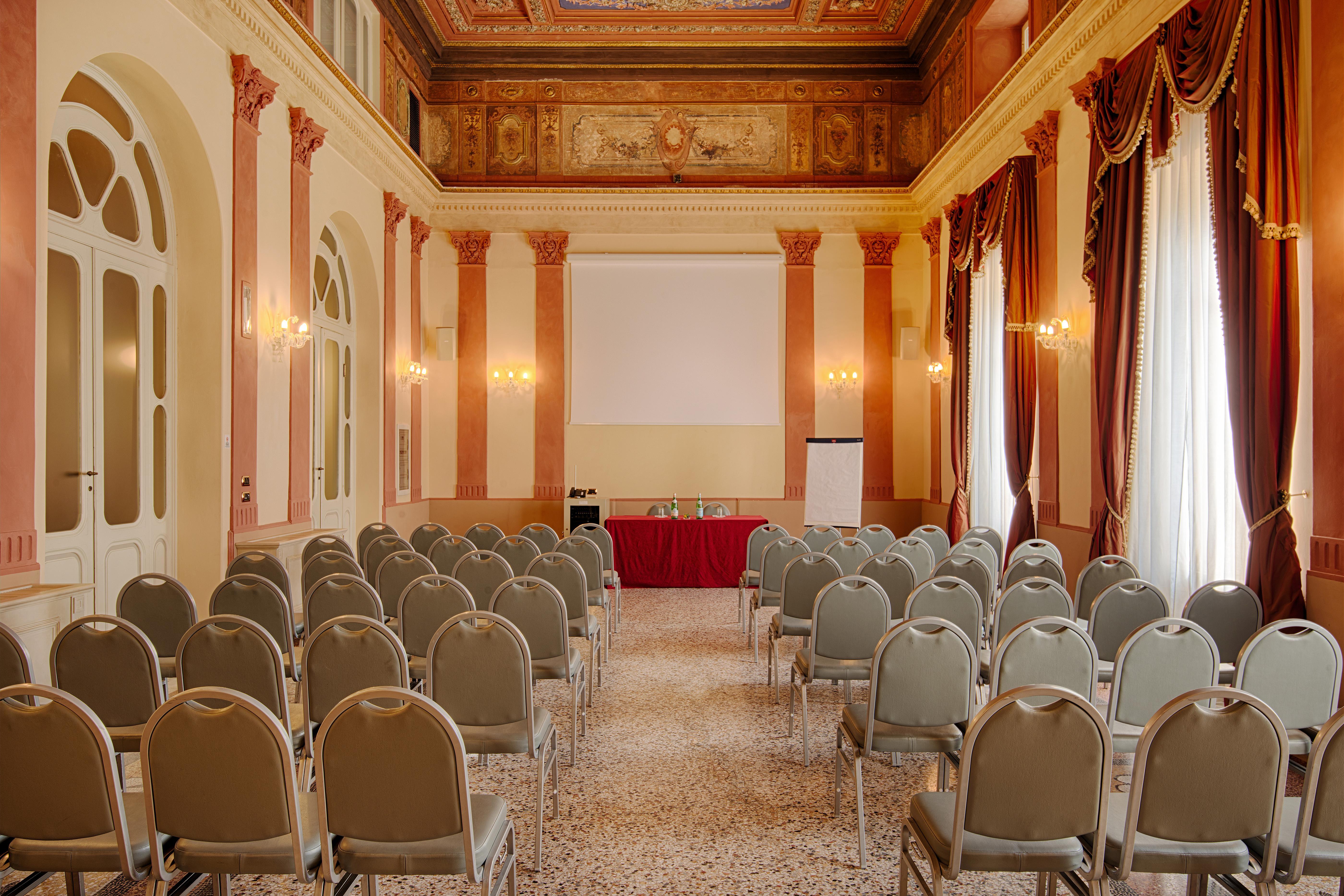 Gh Palazzo & 5*