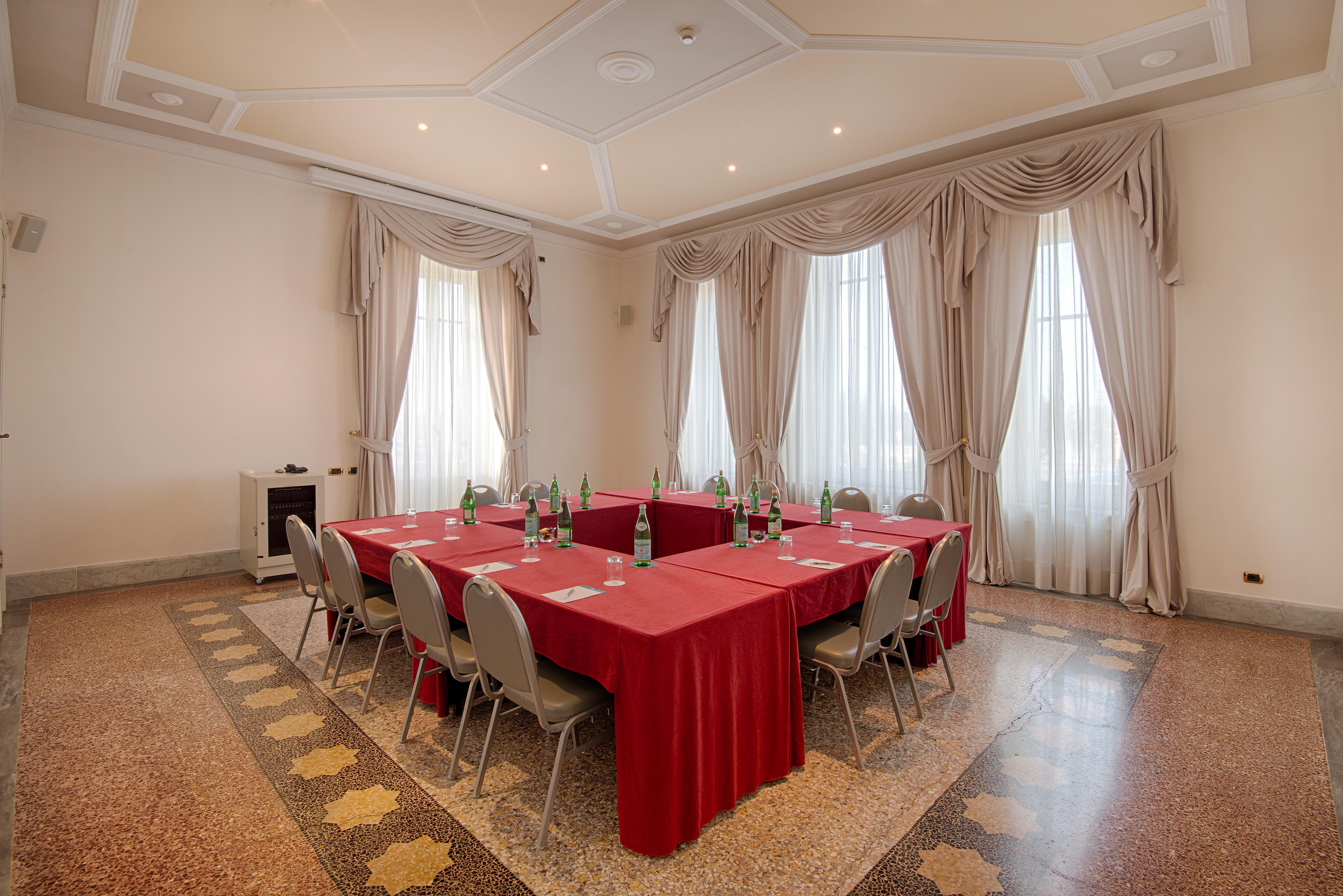 Gh Palazzo & Hotel 5*