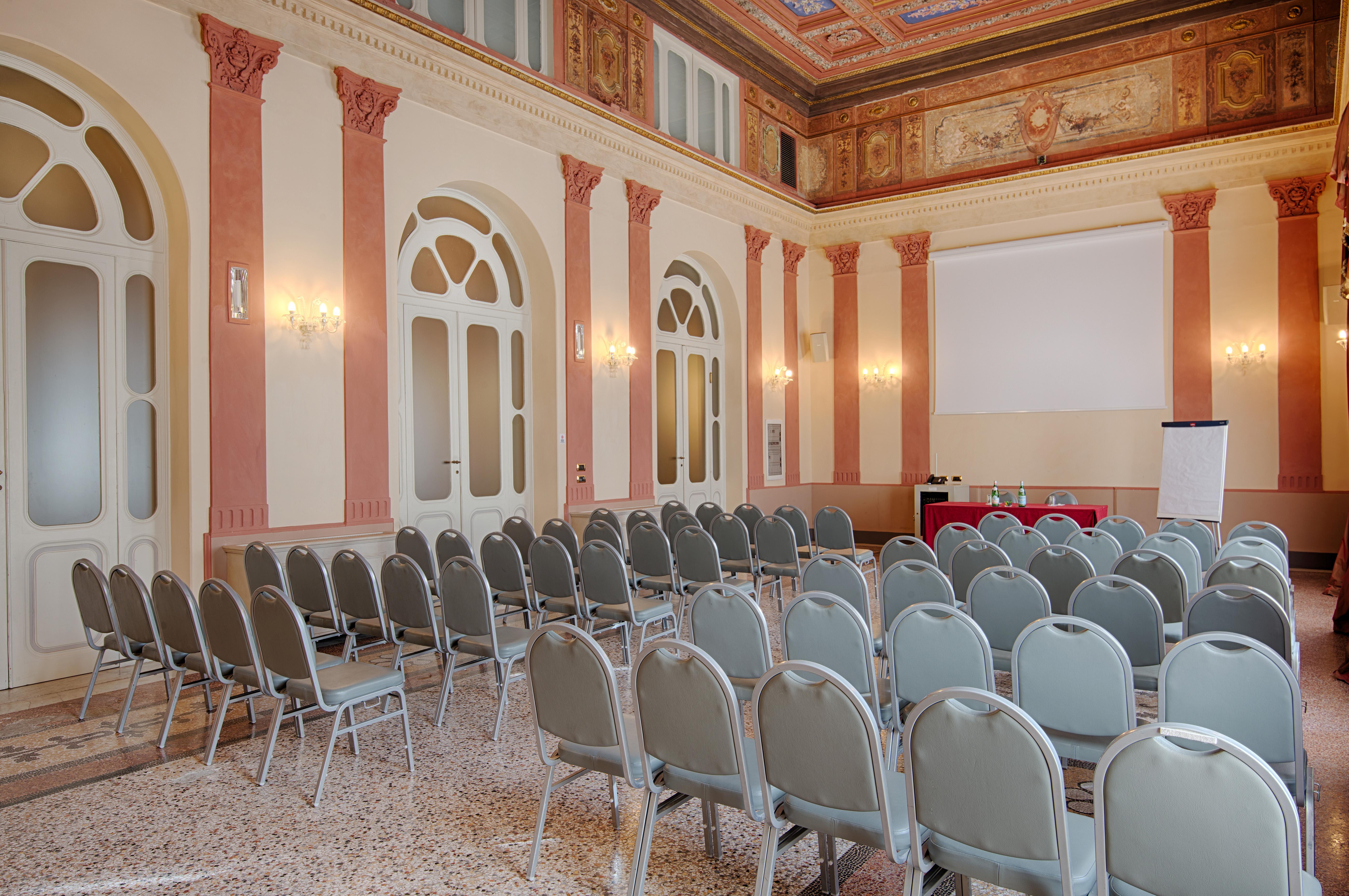 Grand Palazzo Mgallery Collection
